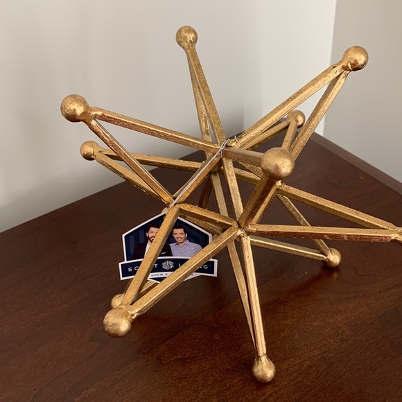 ✨NWT Scott Living By Drew & Johnathan Brass Metal Table Accent - Picture 3 of 9